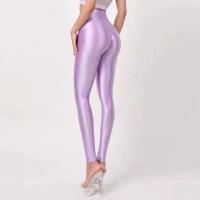 ราคา กางเกงเลกกิ้งแบบใหม่สำหรับผู้ชายและผู้หญิงผ้าไนลอนเก้าส่วนผ้าเงามีเป้าลื่นยืดหยุ่นสูงรัดรูปรัดสะโพกโยคะเอวสูง (20553505445)