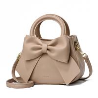 ราคา H0114 กระเป๋าถือ พร้อมส่ง กระเป๋าสะพายข้าง แฟชั่นผู้หญิง แต่งงาน ใบเล็ก 8 นิ้ว โบว์ สีพาสเทล น่ารัก ออกงาน มีสายสะพาย ปรับสายได้ หนัง PU (21504102224)