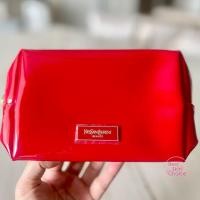 ราคา YSL BEAUTE กระเป๋าหนังแก้วสีแดงจาก Yves Saint Laurent ขนาดกว้าง 18cm x สูง 11 5cm (16864090634)