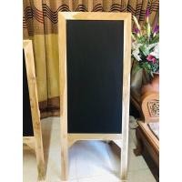 ราคา กระดานดำมีขาตั้งป้ายเมนูแนะนำ แบล็คบอร์ดมีทั้งแบบตั้งพื้น ตั้งโต๊ะและแบบแขวนผนังให้เลือกแถมฟรีชอล์คสี4แท่ง (21589828953)
