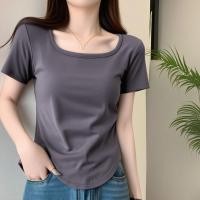 ราคา Closet Crush เสื้อยืดคอกลมแขนสั้นเข้ารูป สีเทา (21962247508)