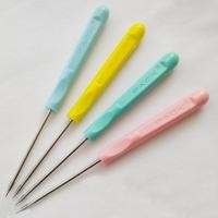ราคา เหล็กแหลมเจาะรู ราคา 1 ชิ้น สุ่มสี สำหรับเจาะผ้า หนัง กระดาษ (21757464208)