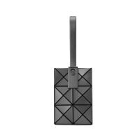 ราคา New ของแท้ กระเป๋า JAPAN BAO BAO แท้ issey miyake mini handbag กระเป๋าถือ คลัทช์ กระเป๋าคล้องมือ (21980638702)