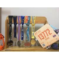 ราคา ที่แขวนเหรียญตั้งโต๊ะ แขวนเหรียญได้ 25 35 เหรียญ ของตั้งโชว์ (6352790915)