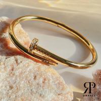 ราคา URPALS กำไลข้อมือ Stainless 18K กำไลดีไซน์ตะปู มินิมอลฝังเพชร เกรดไอจี งานหรู ใส่ติดข้อมือ เข้าได้กับทุกลุค ไม่ลอก ไม่ดำ ใช้งานได้นาน (21831818438)