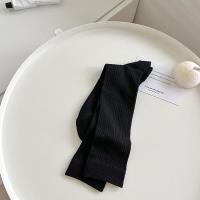 ราคา ถุงเท้าผู้หญิงใหม่แฟชั่นสีทึบลูกเรือถุงเท้าสำหรับผู้หญิงสไตล์ผ้าฝ้ายระบายอากาศสีนีออนสีนีออนยาวเกาหลีถุงเท้าสีขาวสาว (21904381138)