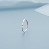 ราคา แหวนแหวนปรับขนาดได้แฟชั่น26ตัวอักษร A Z สำหรับผู้ชายและผู้หญิงเครื่องประดับของขวัญคู่รัก S925เกาหลีเงิน (21703186757)