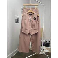 ราคา CHARISSA KLOSET ชุดเซ็ทลายริ้วเสื้อแขนกุด กางเกงขายาว เพื่มความกิมมิคไปอีกกับเข็มกลัด CODE 13700 (22087059207)