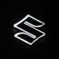 ราคา SUZUKI โลโก้ไฟ LED สัญลักษณ์รถตราดัดแปลงด้านหน้ากันชนหลังแสงโลโก้สำหรับ Suzuki Jimny swift SX4 Vitara Ertiga (16950009442)