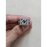 ราคา แหวนรุ่น ช่างกลพระนครเหนือ ไม่แท้ (21745244570)