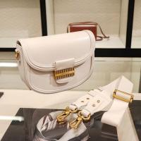 ราคา SALE ถูกๆ CHARLES KEITH แท้ ขนาด8นิ้ว งาน แท้ หิ้วขึ้นเครื่องได้ทั่วโลก (18592124018)