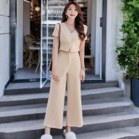 ราคา Closet Crush ชุดเซ็ตเสื้อครอปแขนสั้นแต่งกระดุมหน้า และกางเกงขายาวทรงกระบอก สีเหลือง (21982167345)