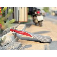 ราคา เบาะแกรน 2018 2024 ทรงกลาง หนังแฟชั่นเทาขอบแดง (21698514080)