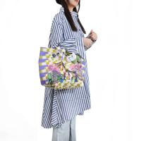 ราคา Lilly M กระเป๋าผ้าแคนวาสลาย minimal สายสะพายคู่ ถือได้ 2 ways ไซส์ M by zappgirlbrabra (21911420830)