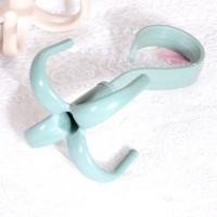 ราคา ตะขอแขวนของ 4 แฉก แขวนของให้เป็นระเบียบ แขวนกระเป๋า เก็บเนคไท หมุนได้ 360 องศา สะดวกต่อการใช้งาน (18509404209)