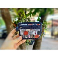 ราคา พร้อมส่ง กระเป๋าสตางค์ กระเป๋าใส่เหรียญ กระเป๋าผ้าแฮนด์เมด Handmade 2 ช่องซิป 3 ช่อง ทรงแบน ใส่บัตร ใส่แบงค์ ใส่เหรียญ ลายเยอะ (22110072234)