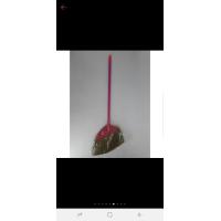 ราคา ไม้กวาดยางพารา ใหญ่ ด้ามพลาสติก ยาว 70 cm ไม้กวาด ไม้กวาดพื้น ไม้กวาดบ้าน (10780047863)