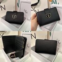 ราคา กระเป๋าสตางค์ lyn ใบกลาง ขนาด 5 5 นิ้ว Outlet (20455665752)