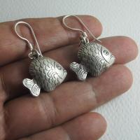 ราคา Fish lovely Thai design earrings pure silver Thai Karen hill tribe ปลาน่ารักทำจากมึอลวดลายไทยตำหูเงินกระเหรี่ยงทำจากมือชาวเขางานฝีมือสวยของฝากที่มีคุณค่าเอกลักษ (15942658794)
