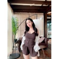 ราคา Thanyathep งานเซต 3 ชิ้น เสื้อเชิ้ตคลุมขาว เสื้อผูกคอ ที่มาพร้อมกางเกงสีแมชกับเสื้อ (21888753849)