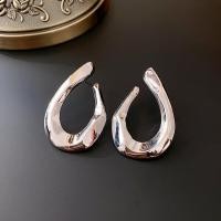 ราคา ต่างหูโลหะต่างหูโซ่ต่างหูเงินสามเหลี่ยมลายฉลุสุดเย็นแบบเรียบง่ายต่างหูเม็ดกลมอเนกประสงค์ขายส่ง (18594273287)