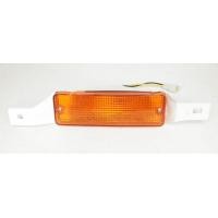 ราคา RJ ไฟในกันชน โตโยต้า ม้าดำ ม้ากระโดด RN40 LN40 2สาย สีส้ม ได้รับสินค้า 1 ชิ้น ไฟหรี่กันชน สินค้าตรงตามรุ่นรถ TOYOTA HILUX RN40 LN40 2wire (17332323444)