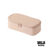 ราคา มูจิ กระเป๋าเครื่องสำอาง MUJI Polyester Flat Pouch Pink Beige 9x19x6cm (22087312207)