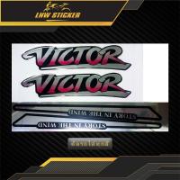 ราคา สติ๊กเกอร์ ตัวนูน Victor 150 ปี1991 สติ๊กเกอร์ วิคเตอร์ 150 ปี91 Kawasaki Victor 150 (21945147998)