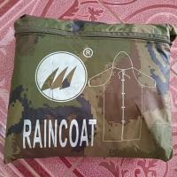 ราคา เสื้อกันฝน ชุดกันฝน กันฝน เสื้อคลุมฮู้ดมีหมวก ลายทหาร มีแถบสะท้อนแสง มีซิป และ กระดุ้ม 2 ชั้น raincoat (21932405793)