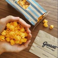 ราคา ส่งไวที่สุด สดใหม่จาก Shop Garrett Popcorn การ์เร็ต ป๊อบคอร์น รสชีส Cheese corn แบบถุงกลาง Medium ของใหม่ค่ะ อร่อย มาใหม่ ส่งเคอรี่ (2303604360)