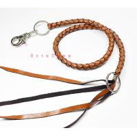 ราคา สายหนังถัก สำหรับห้อยกระเป๋า กระเป๋าหนัง กระเป๋าสตางค์ หนังแท้ 100 ถักมือ แหวนพวงกุญแจ พวงกุญแจมอเตอร์ไซค์ น้ำตาลขอบเข้ม หนังหายาก 65 (4596752736)