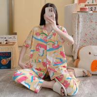 ราคา ส่งเร็วพิเศษ Alinda shop มาใหม่ ชุดนอน เสื้อแขนสั้น กางเกงขายาว คอตตอนผสมการ์ตูน ขนาดใหญ่ ผ้านิ่มมาก กระดุมหน้าคอปก อก42 ฟรีไซส์ DC (22163922929)