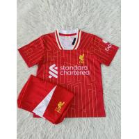 ราคา ชุดกีฬาฟุตบอลสำหรับเด็ก ทีมลิเวอร์พูลLiverpool สกรีนเบอร์11ชื่อซาล่าห์ ได้เสื้อ กางเกง ในราคาถูก ปี2024 2025ใหม่ล่าสุด ป้ายงานปัก (22099797013)