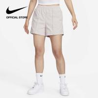 ราคา Nike Womens Sportswear Everything Wovens Mid Rise 5 Shorts Purple ไนกี้ กางเกงขาสั้นแบบทอผู้หญิงเอวปานกลาง Sportswear Everything สีม่วง (21564681847)