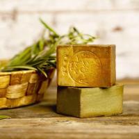ราคา OLIVE OIL SOAP 200 gr สบู่น้ำมันมะกอก Aleppo Soap Olive oil 100 (21416879754)
