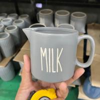 ราคา แก้วกาแฟ แก้วมีหูจับ แก้วปากเหยือก เหยือกใส่นม ใส่น้ำเชื่อม แก้วสวยๆ แก้วนม แก้วชา ลวดลายสวยงาม (22153077817)