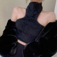 ราคา เสื้อกล้ามไหมพรม คอเต่า ดีเทลแต่งขนฟรุ้งฟริ้ง ใส่ได้ 2 แบบ เซ็กซี่เบาๆ สินค้าพร้อมส่ง 60122 (17674323853)