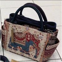 ราคา กระเป๋าสะพายข้าง ลายช่าง ลายนกฮูก ไทยแท้ ผ้าไหมไทยแท้ ใช้ได้ทั้งชายและหญิง สินค้าคุณภาพใหม่ (21734786152)