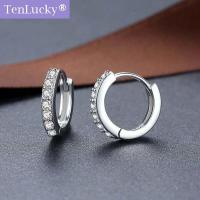ราคา TenLucky ต่างหูห่วงเพทายทรงกลมหรูหราเพื่อสุขภาพสีทองสำหรับผู้หญิงพร้อมกล่องเครื่องประดับของขวัญวาเลนไทน์วันเกิด ต่างหูห่วงหน้าเพชร ต่างหูห่วงเพชร ต่างหู ตุ้มหู ต่างหูหุ้มทอง ฟรีตลับทองทุกคู่ ต่างหูเพช