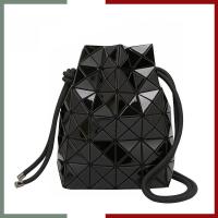 ราคา กระเป๋า baobao issey miyake Wring bucket bag shoulder crossbody bag ของใหม่ แท้100 กระเป๋าสะพายข้าง กระเป๋าผู้หญิง (21979572880)