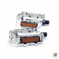 ราคา บันไดจักรยานอลูมิเนียม อุปกรณ์จักรยาน มี 2 สี สีเงิน และ สีดำ Bicycle pedals (14992333769)