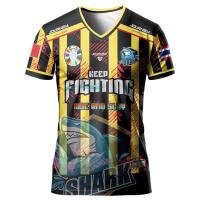 ราคา เสื้อยืด oversize เสื้อกีฬาแฟชั่นพิมพ์ลาย ฉลาม คอวี ใส่เล่น เที่ยว วิ่ง ออกกำลังกาย ผ้าไมโครสปอร์ต เบาสบายระบายอากาศ พิมพ์ลายทั้งตัว เสื้อฟุตบอลยูโร (22155919366)