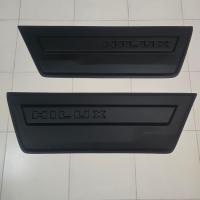 ราคา กาบข้างประตูรถยนต์ กาบข้าง hilux champ ไฮลักซ์ แชมป์ ใส่ปี 2023 2024 2025 2026 2027 2 ชิ้น มี 2 สี (21843222341)