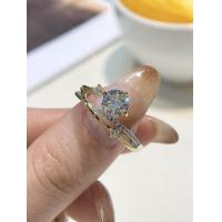 ราคา แหวนเพชรโมอีส 1 กะรัต ชุบทองคำขาว 14k เงินแท้ 925 สีสองกษัตริย์ (22009466078)