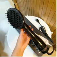 ราคา ไดร์ผมเปียกง่ายๆ ผมตรงสวย ด้วยหวีไดร์ผม One Step Hair Dryer ของแท้ 100 ใช้งานง่าย แค่หวี ก็แห้งเร็วทันใจ สะดวกสุดๆ แปรงหวีนุ่มๆจ้าา ใช้ได้กับผมเปียก ผมแห้งได้ ทำปลายงุ้ม ปลายวอลุ่มง่ายๆ (8578922018)