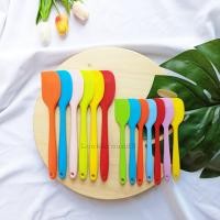 ราคา พายซิลิโคนทำขนม ไม้พายซิลิโคน 27 cm ไม้พายซิลิโคน 20 5 cm ไม้พายซิลิโคนทนความร้อนสูง ไม้พายซิลิโคนไร้รอยต่อ ไม้พายซิลิโคนคละสี (2701982649)