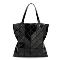 ราคา 2024 Issey มิยาเกะกระจกสี่เหลี่ยมเพชรเพชรเพชรกระเป๋าไหล่แฟชั่นผู้หญิงกระเป๋าเงิน (18589559901)