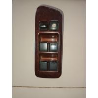 ราคา สวิทช์กระจกไฟฟ้า หน้าขวา นิสสัน เซฟิโร่ A32 มือ2ญี่ปุ่น (12580955055)