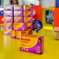 ราคา ฟิลม์สี Kodak GOLD 200 หมดอายุ 03 2025 (21511772024)