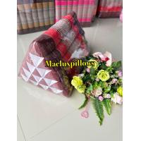 ราคา หมอนอิงสามเหลี่ยมใหญ่ 15 ช่องเดี่ยว ยาว 50ซม หน้ากว้าง 40ซม สูง 36ซม (22117619409)